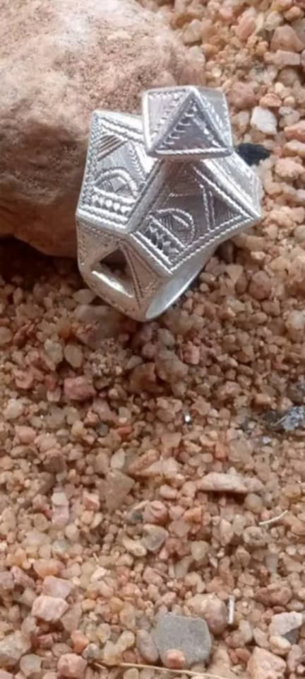 NEW!  Tuareg Made Moon Ring by Alassan Didi of Niger - Rosewood and Engraved Sterling Silver - Size 8